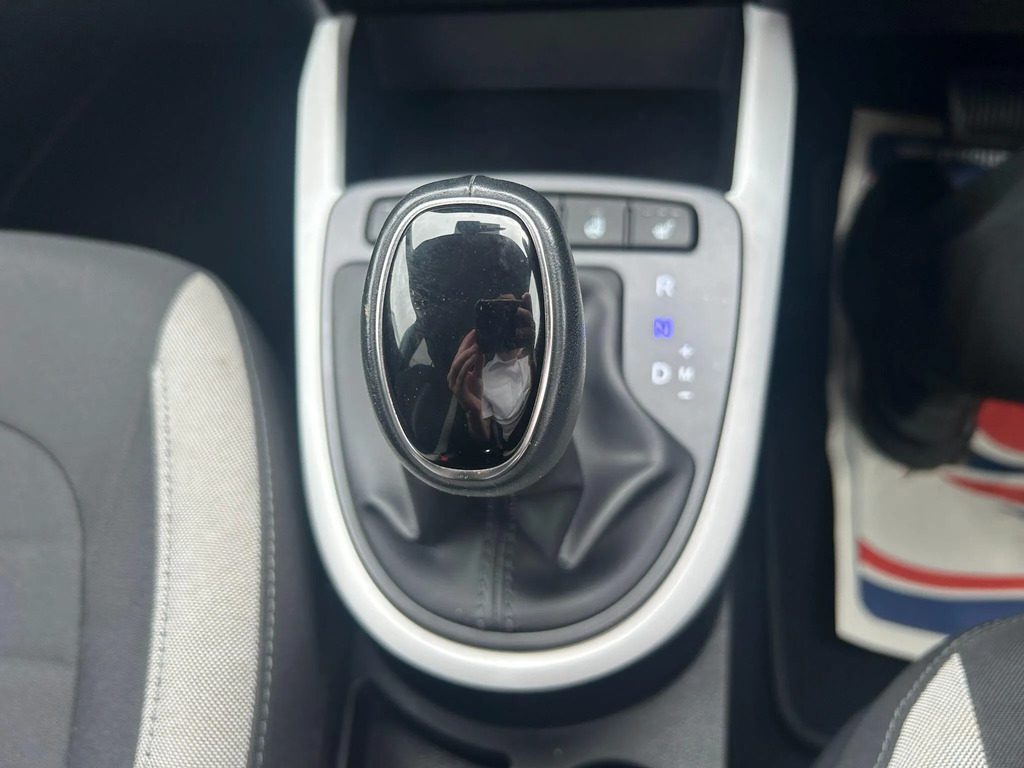 Hyundai I10 1.0 Se Connect Hatchback Euro 6 Blue #26