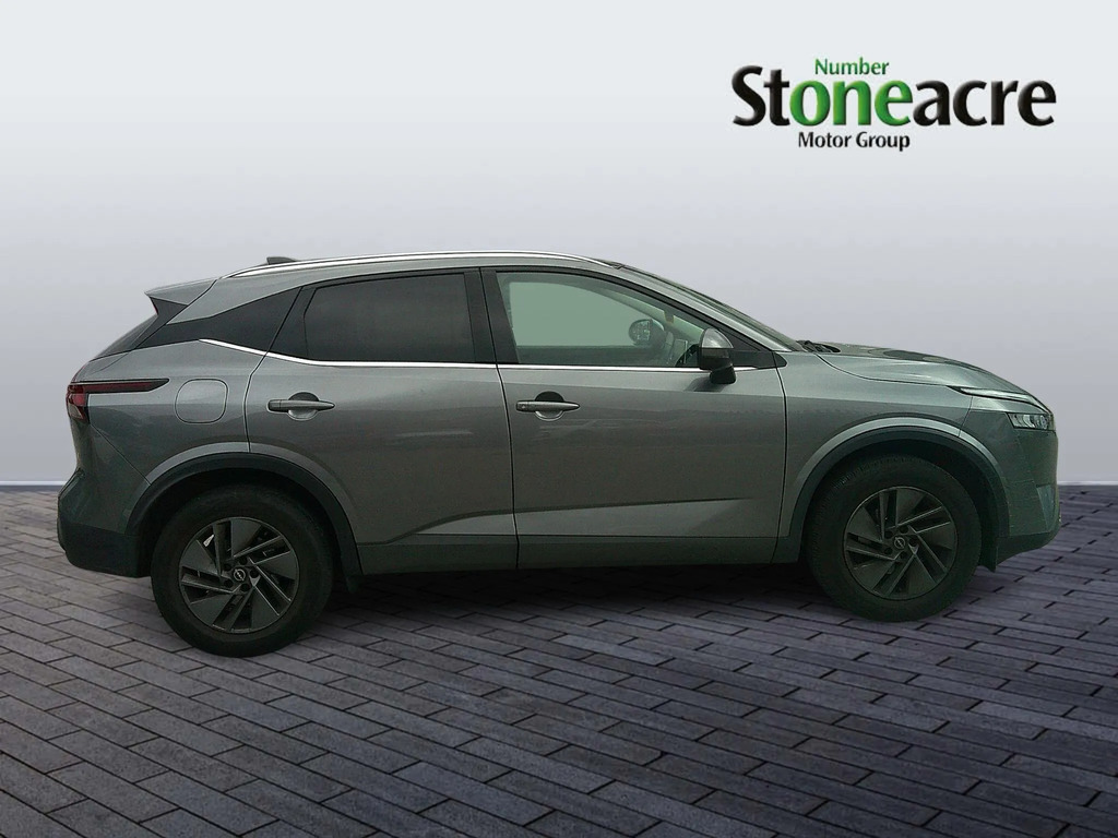 Nissan Qashqai 1.3 Dig-t Mhev Acenta Premium Euro 6 Ss #2