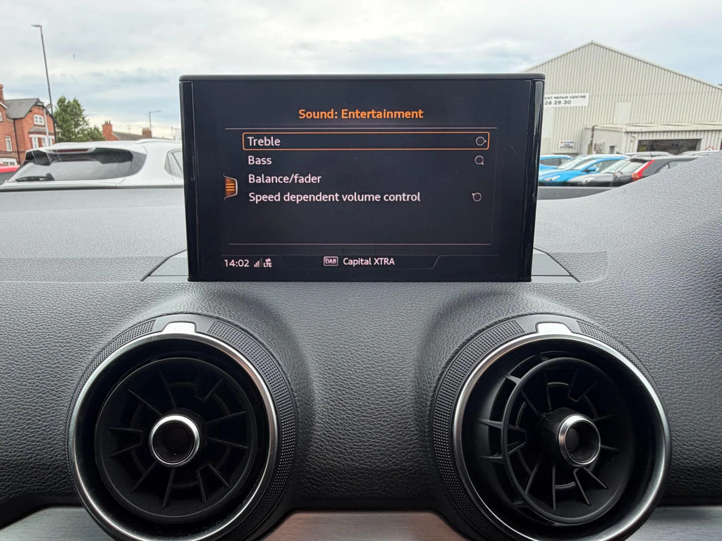 Audi Q2 35 1.5 Tfsi 150 S Line S Tronic 2Wd Comfort An Grey #27