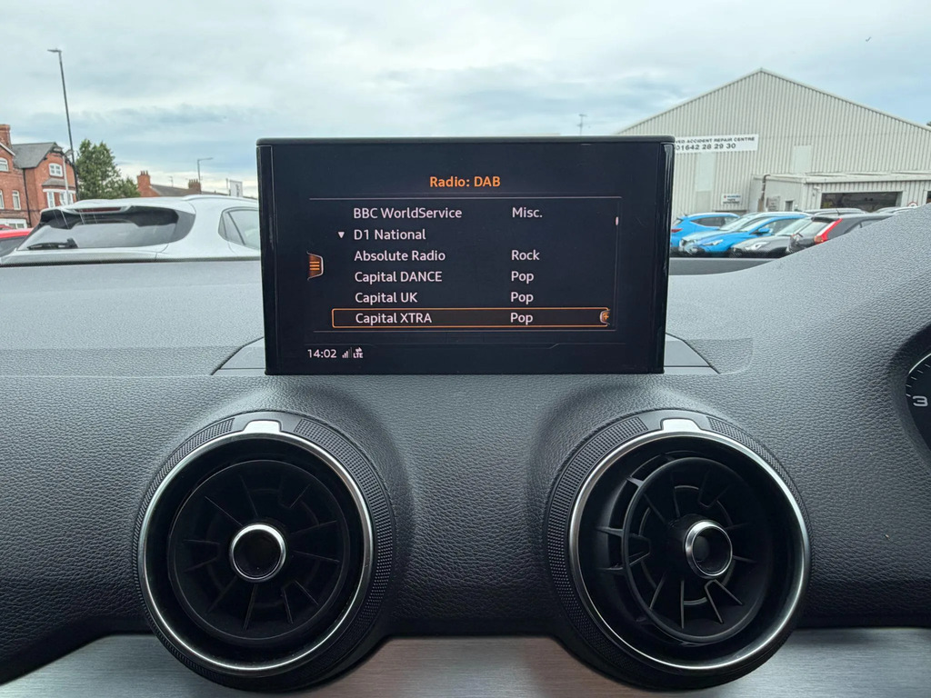 Audi Q2 35 1.5 Tfsi 150 S Line S Tronic 2Wd Comfort An Grey #26