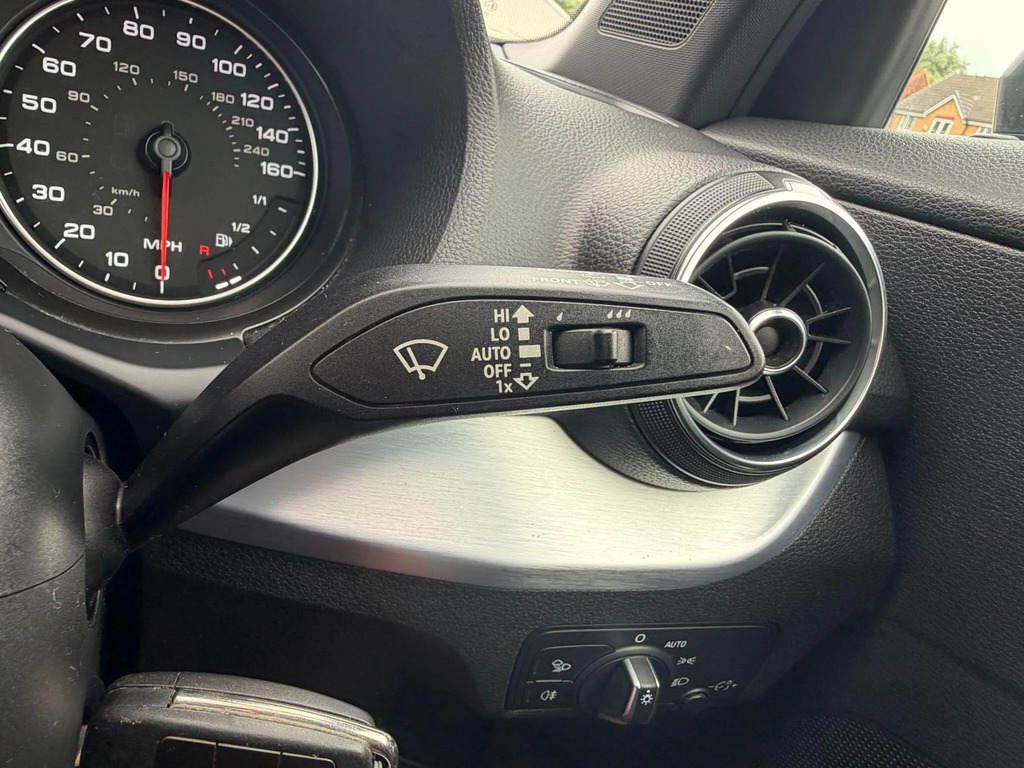 Audi Q2 35 1.5 Tfsi 150 S Line S Tronic 2Wd Comfort An Grey #17