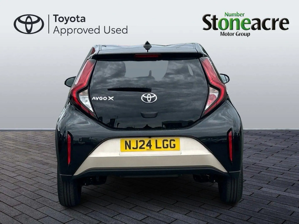 Toyota Aygo X 1.0 Vvt-i Edge #3