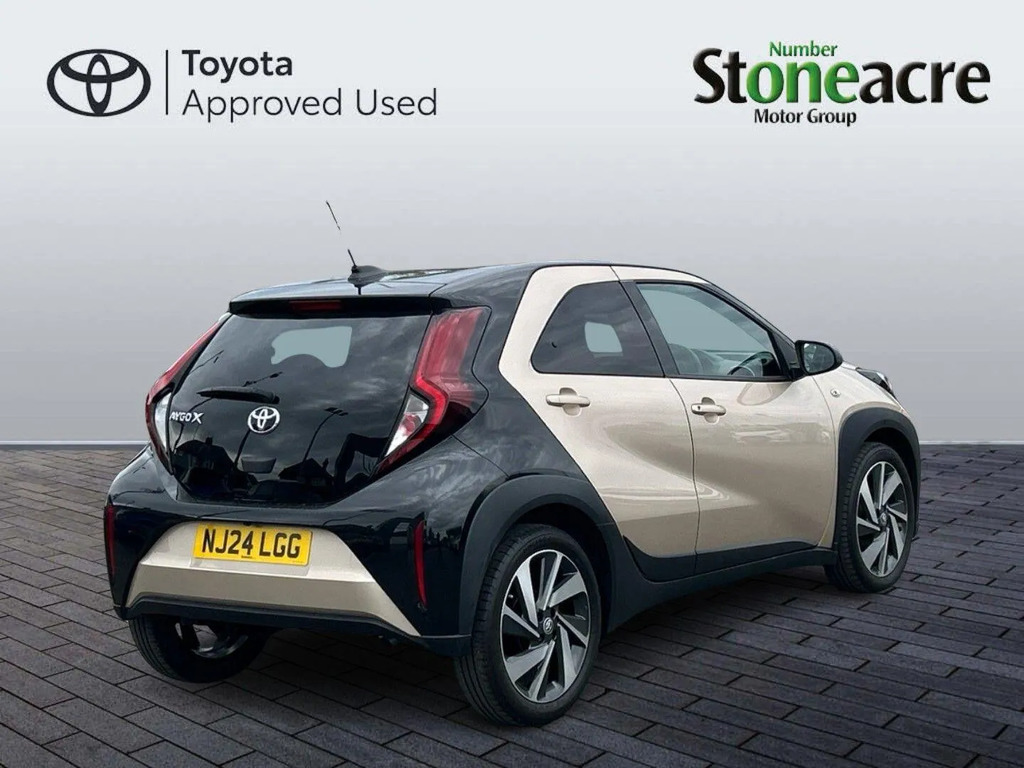 Toyota Aygo X 1.0 Vvt-i Edge #2