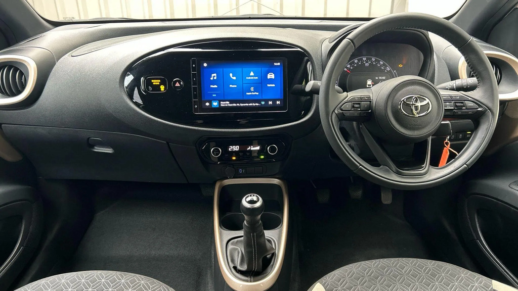 Toyota Aygo X 1.0 Vvt-i Pure Grey #8