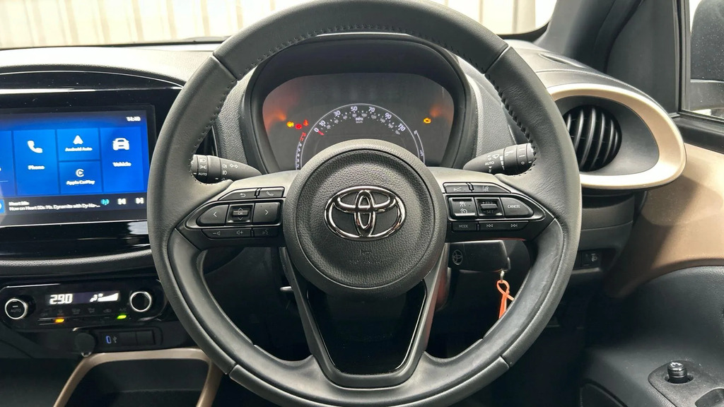 Toyota Aygo X 1.0 Vvt-i Pure Grey #11