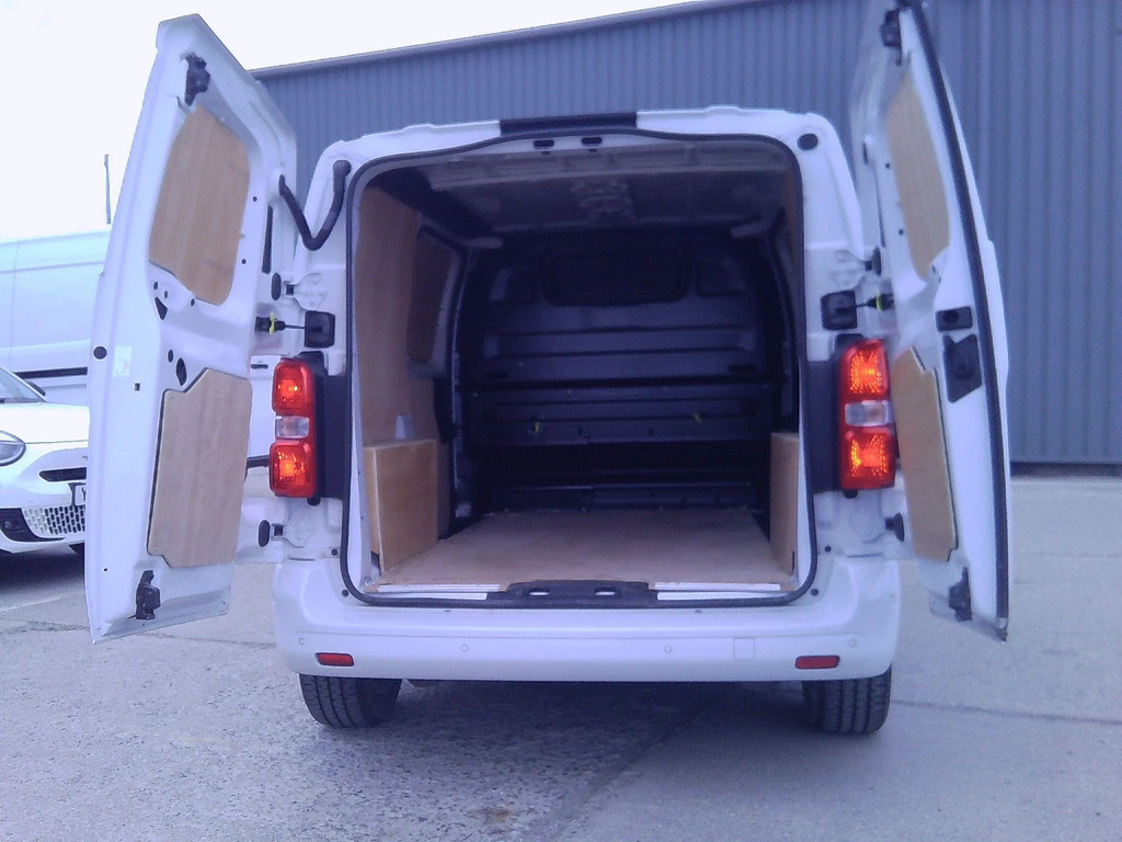 Citroen Dispatch 1.5 Bluehdi 1000 Enterprise Edition M Fwd 2 Euro 6 White #19
