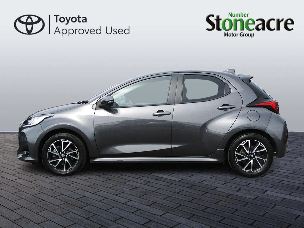 Toyota Yaris 1.5 Hybrid Design Cvt  #6