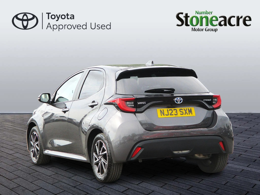 Toyota Yaris 1.5 Hybrid Design Cvt  #5