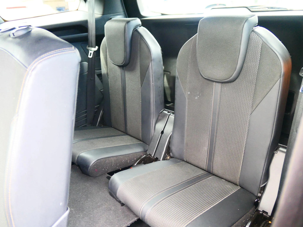 Peugeot 5008 1.2 Puretech Allure Premium Eat8 Black #15