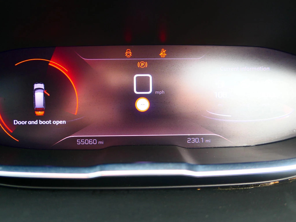 Peugeot 5008 1.2 Puretech Allure Premium Eat8 Black #23