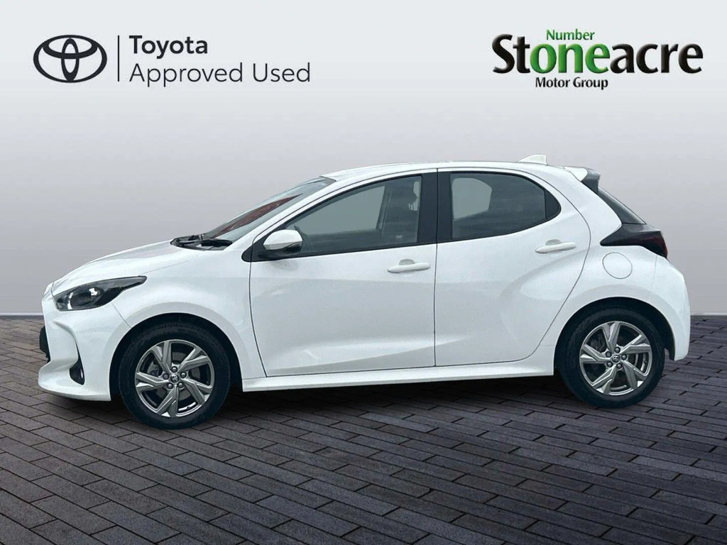Toyota Yaris 1.5 Hybrid Icon Cvt  #6