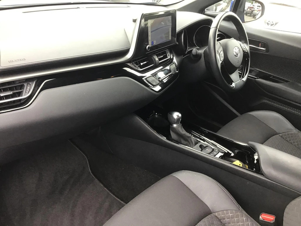 Toyota C-Hr 1.8 Hybrid Design Cvt #5