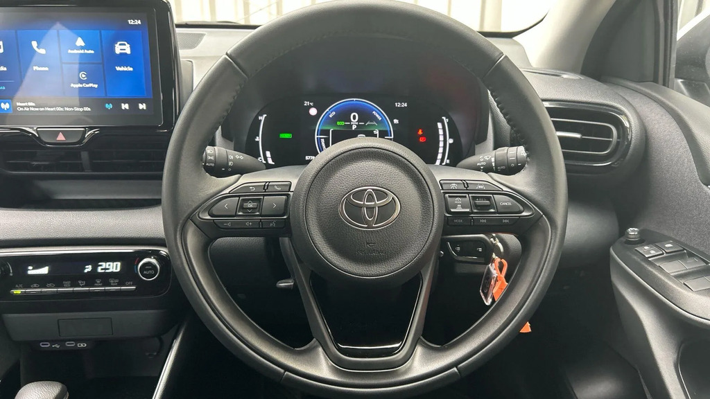 Toyota Yaris 1.5 Vvt-h Icon E-cvt Euro 6 Ss Silver #12