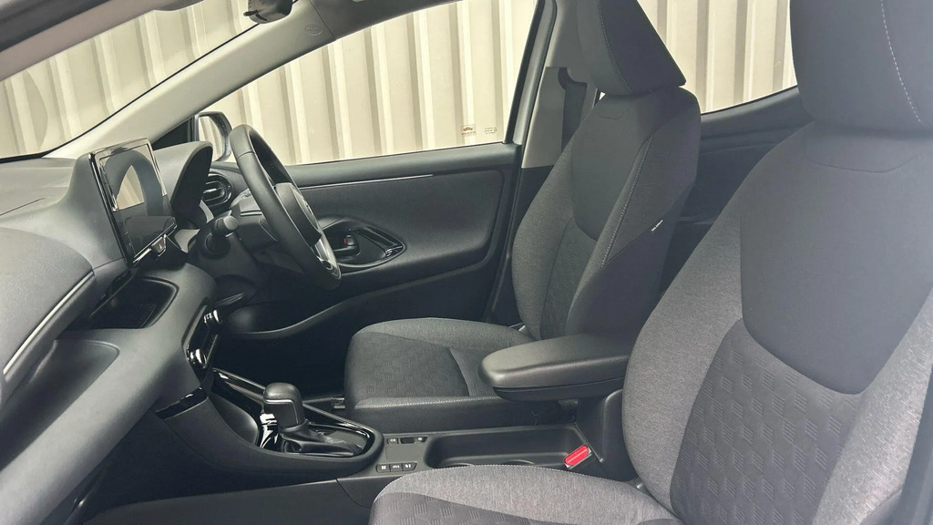 Toyota Yaris 1.5 Vvt-h Icon E-cvt Euro 6 Ss Silver #14