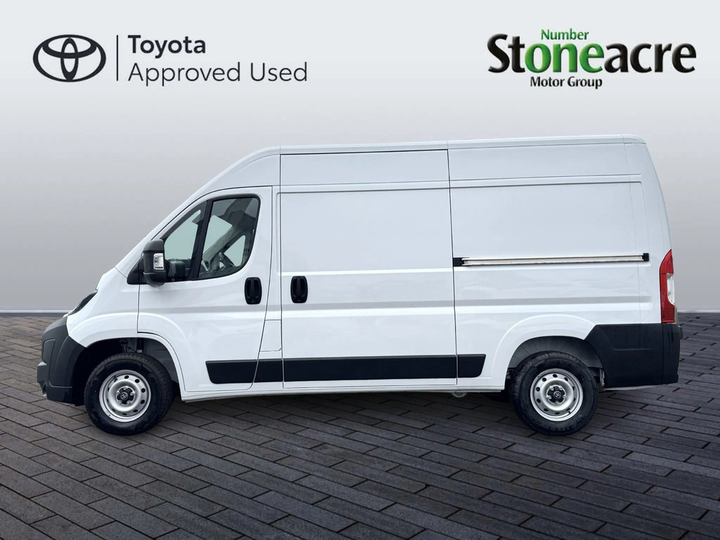 Toyota PROACE 2.2 Bluehdi 35 Icon Medium Panel Van L2 H2 Euro 6 #3