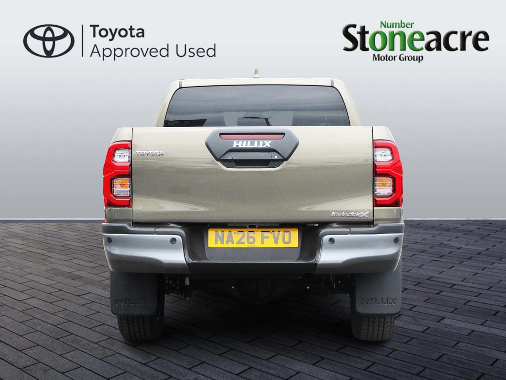 Toyota HILUX 2.8 D-4d-h Invincible X 4Wd Euro 6  #4