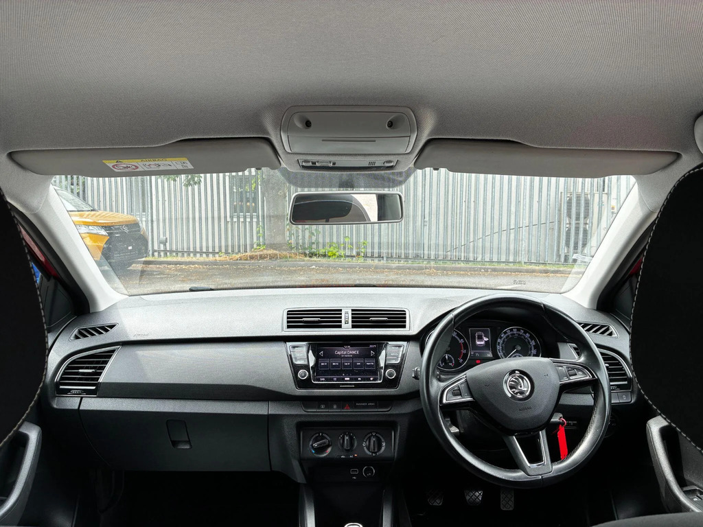 Skoda Fabia 1.0 Tsi Se Estate White #23
