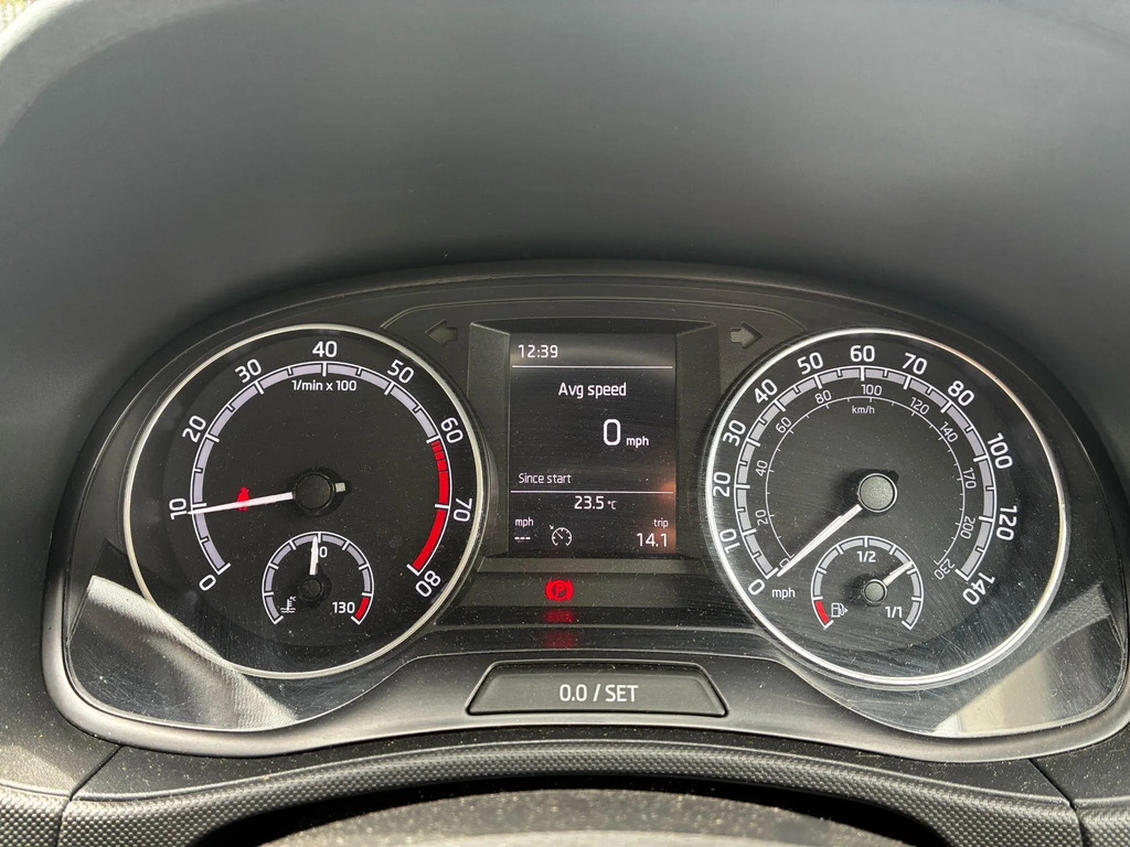 Skoda Fabia 1.0 Tsi Se Estate White #34
