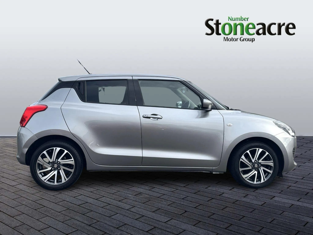 Suzuki Swift 1.2 Dualjet 83 12V Hybrid Sz-l #2