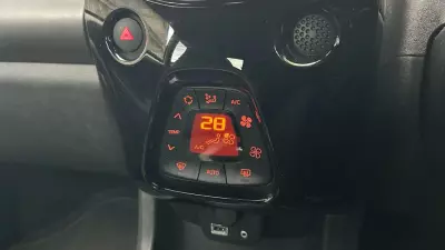 Toyota Aygo 1.0 Vvt-i X-trend 5-Dr Grey #30