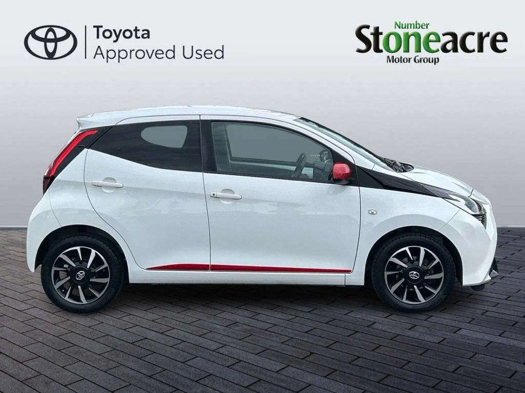 Toyota Aygo 1.0 Vvt-i X-trend Tss X-shift #2
