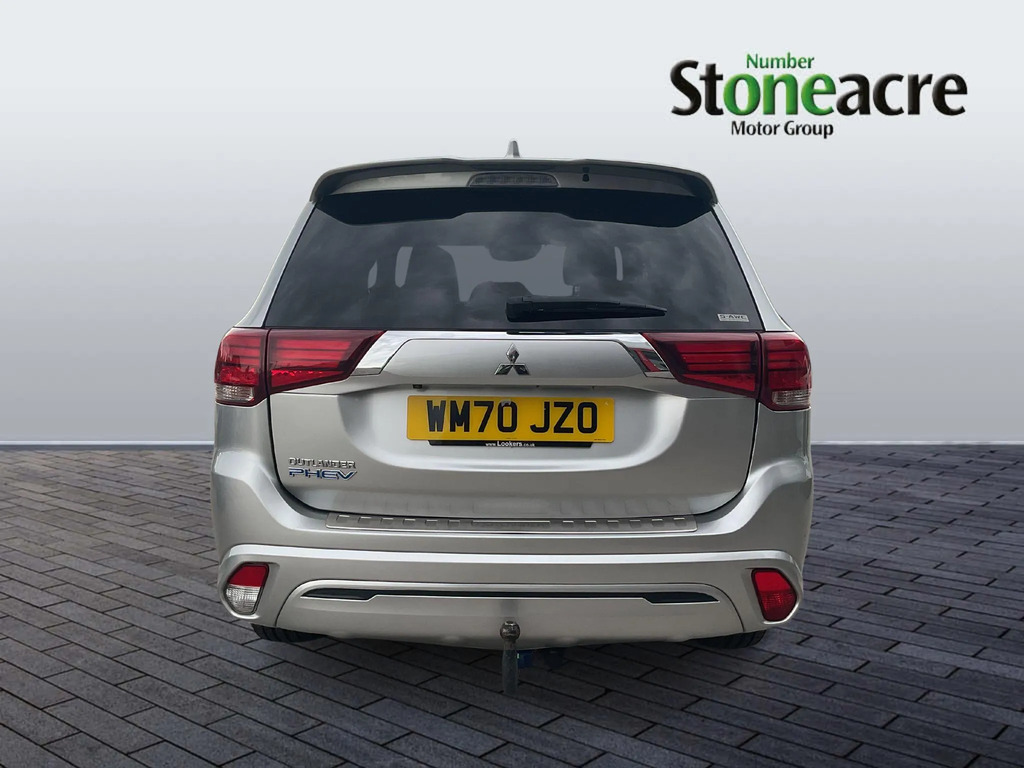 Mitsubishi Outlander 2.4H Twinmotor 13.8Kwh Dynamic Suv Plug Silver #6