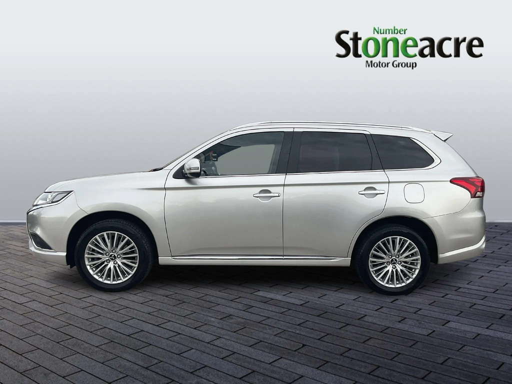 Mitsubishi Outlander 2.4H Twinmotor 13.8Kwh Dynamic Suv Plug Silver #5