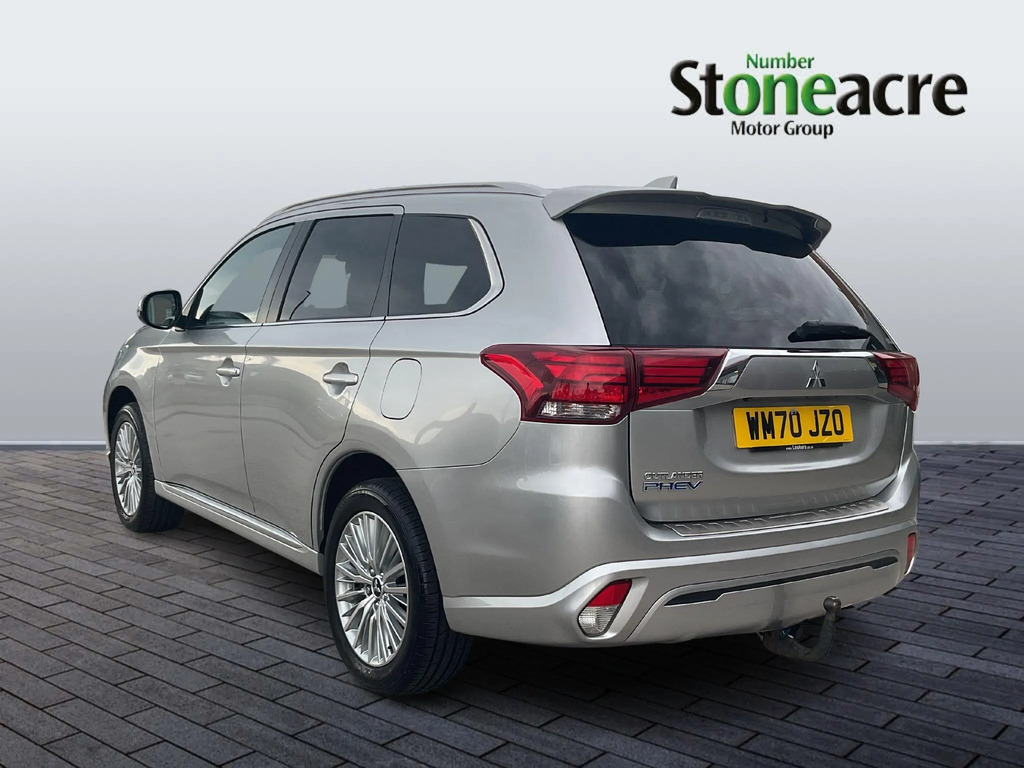 Mitsubishi Outlander 2.4H Twinmotor 13.8Kwh Dynamic Suv Plug Silver #4
