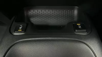 Toyota Corolla 1.8 Vvt-i Hybrid Design Cvt Panoramic Roof White #32