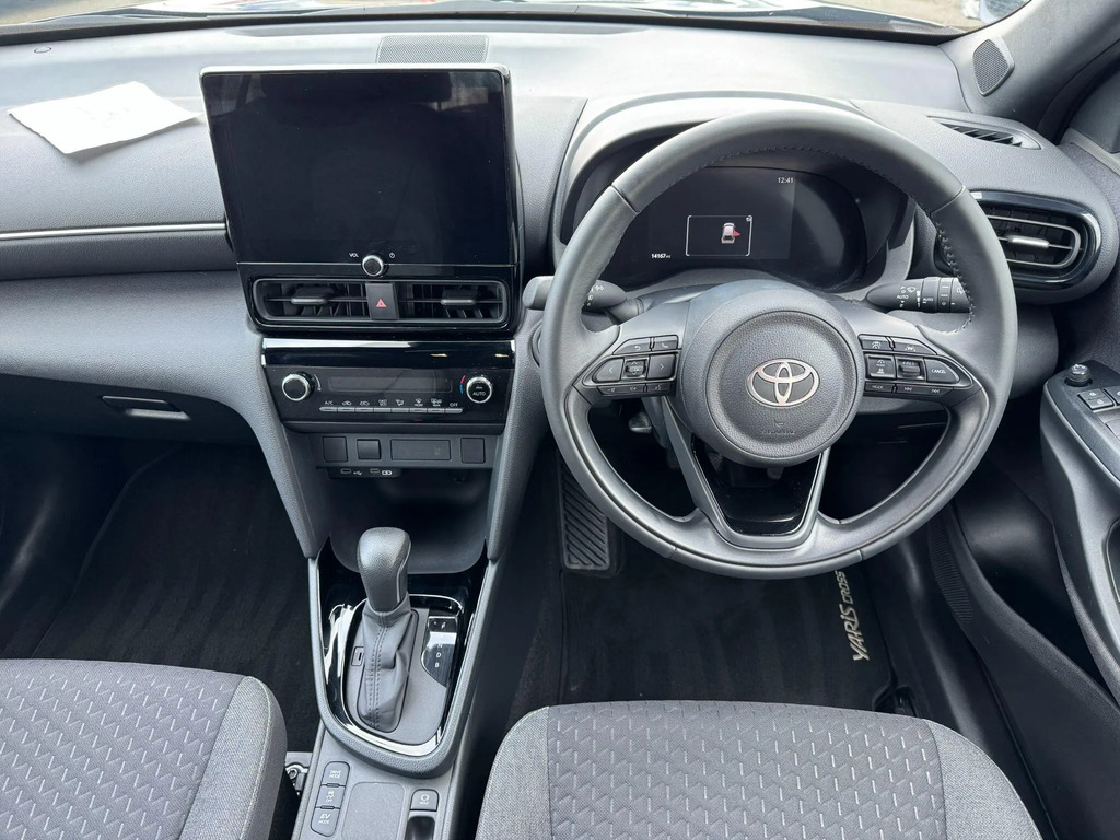 Toyota Yaris Cross Design White #15