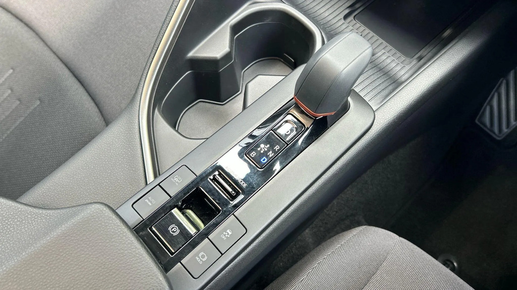 Toyota C-Hr 77Kwh Design Suv 224 Ps Grey #36