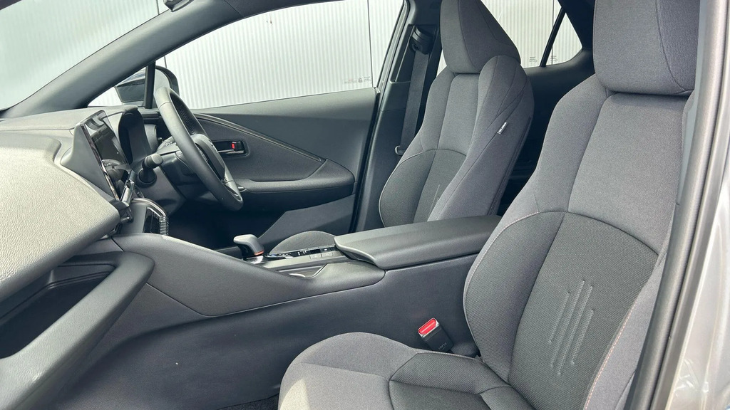 Toyota C-Hr 77Kwh Design Suv 224 Ps Grey #14