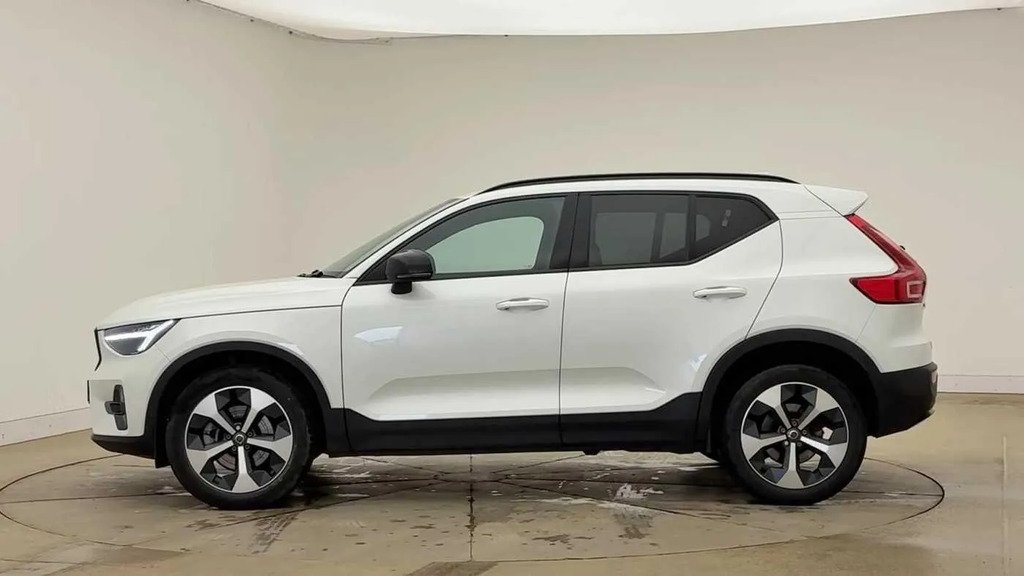 Volvo XC40 2.0 B4p Plus Dark  #5
