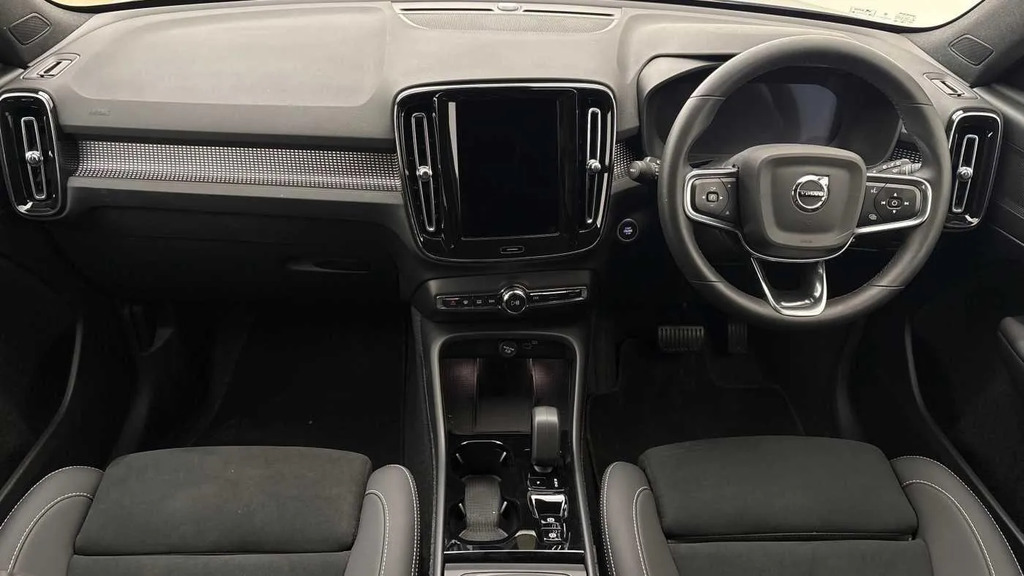 Volvo XC40 B4 P Ultra Dark Sunroof, Harmankardon Sound, 3 Blue #10