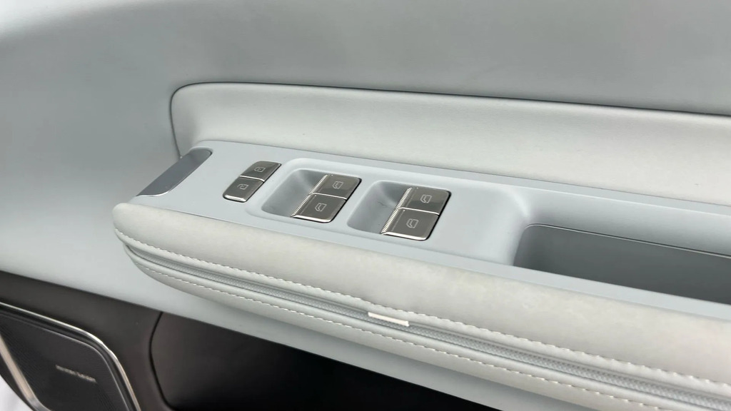 Polestar 4 Polestar 4 Estate 200Kw 100Kwh Lr Single Motor Plu Grey #32