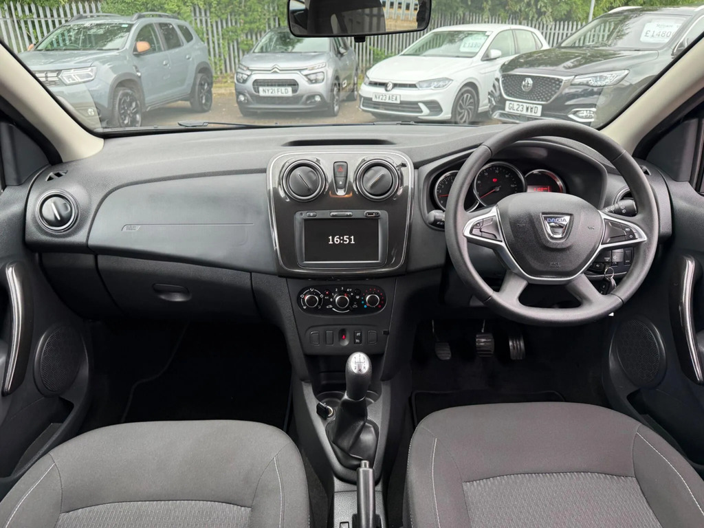 Dacia Logan 1.5 Blue Dci Essential White #13