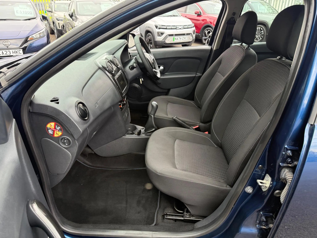 Dacia Logan 1.5 Blue Dci Essential White #14