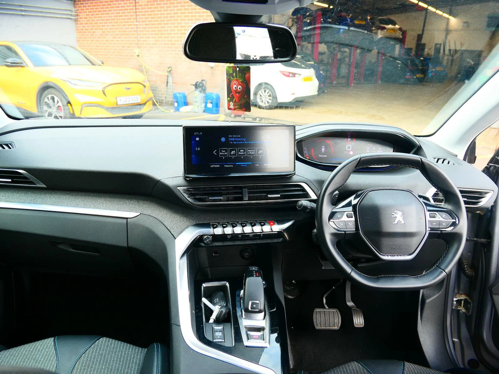 Peugeot 5008 1.5 Bluehdi Gt Premium Eat8 White #11