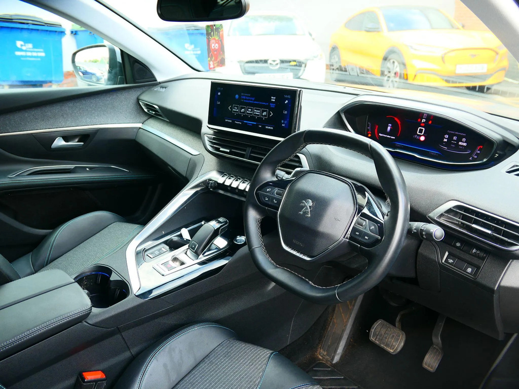 Peugeot 5008 1.5 Bluehdi Gt Premium Eat8 White #9