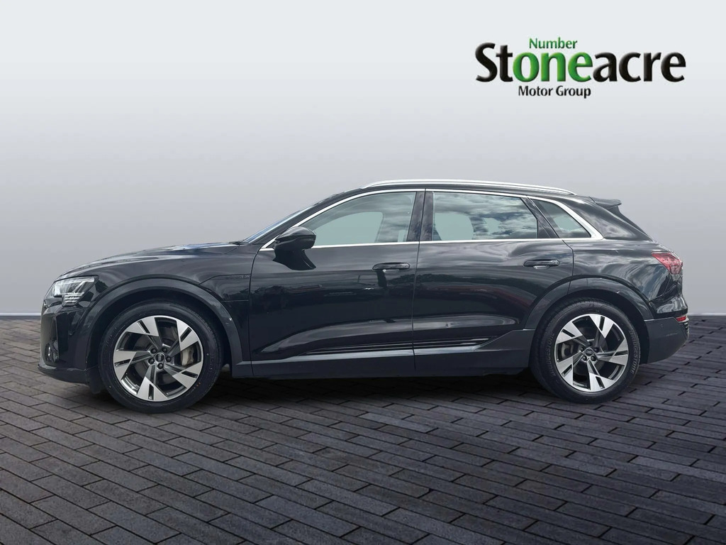 Audi Q8 e tron 50 Sport Quattro #6