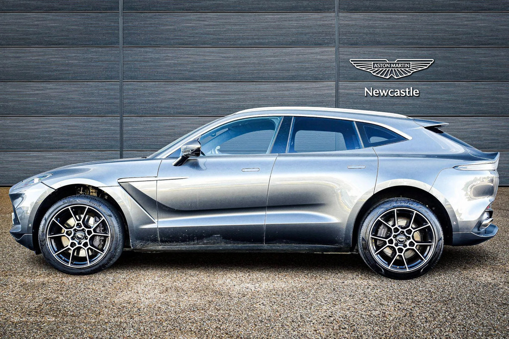 Aston Martin DBX V8 550 NJ71FTT Silver #6