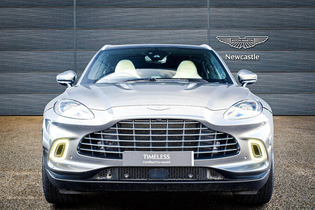 Aston Martin DBX V8 550 Silver #2