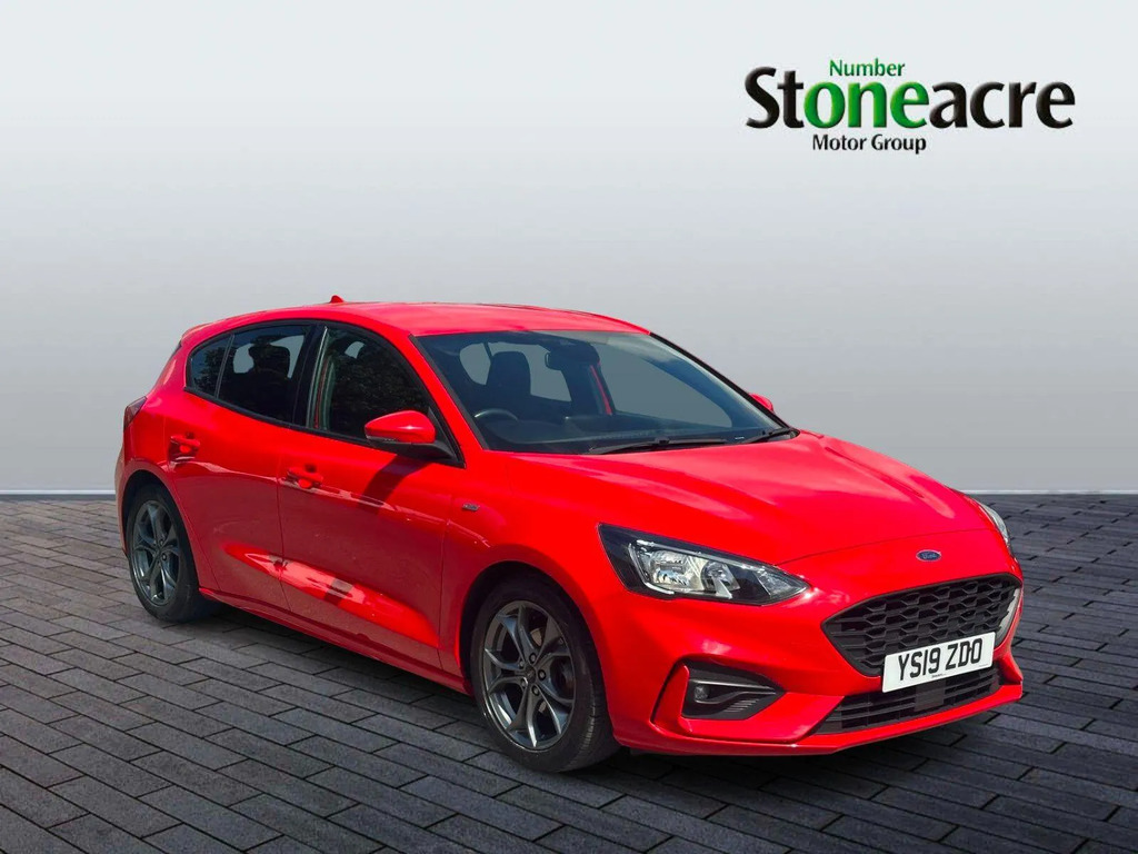 Ford Focus 1.0T Ecoboost St-line Euro 6 Ss Red