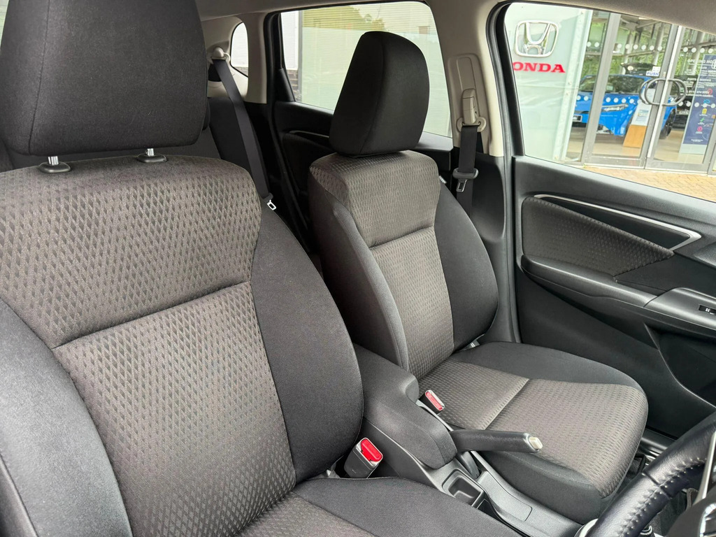 Honda Jazz 1.3 I-vtec Se - Motd To May 2027, 2 Keys, Fro Silver #12