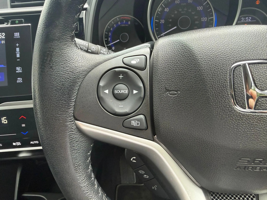 Honda Jazz 1.3 I-vtec Se - Motd To May 2027, 2 Keys, Fro Silver #18