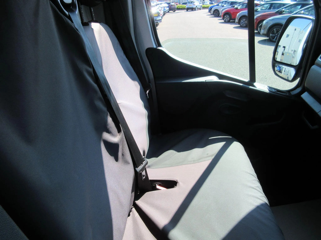 Nissan NV400 2.3 Dci 3.5T. Tekna 5.2M 17Ft Dropside, Movano, White #29