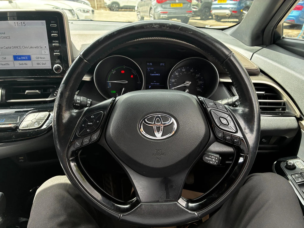 Toyota C-Hr 1.8 Vvt-h Design Cvt Euro 6 Ss Black #33