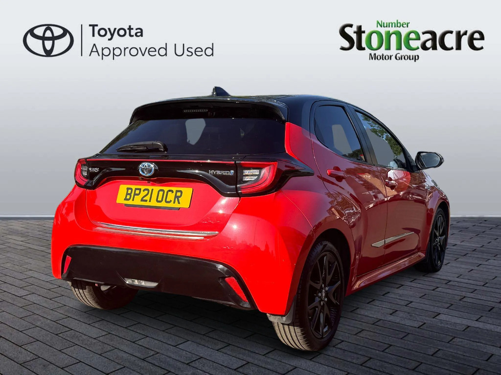 Toyota Yaris 1.5 Hybrid Launch Edition BP21OCR #3