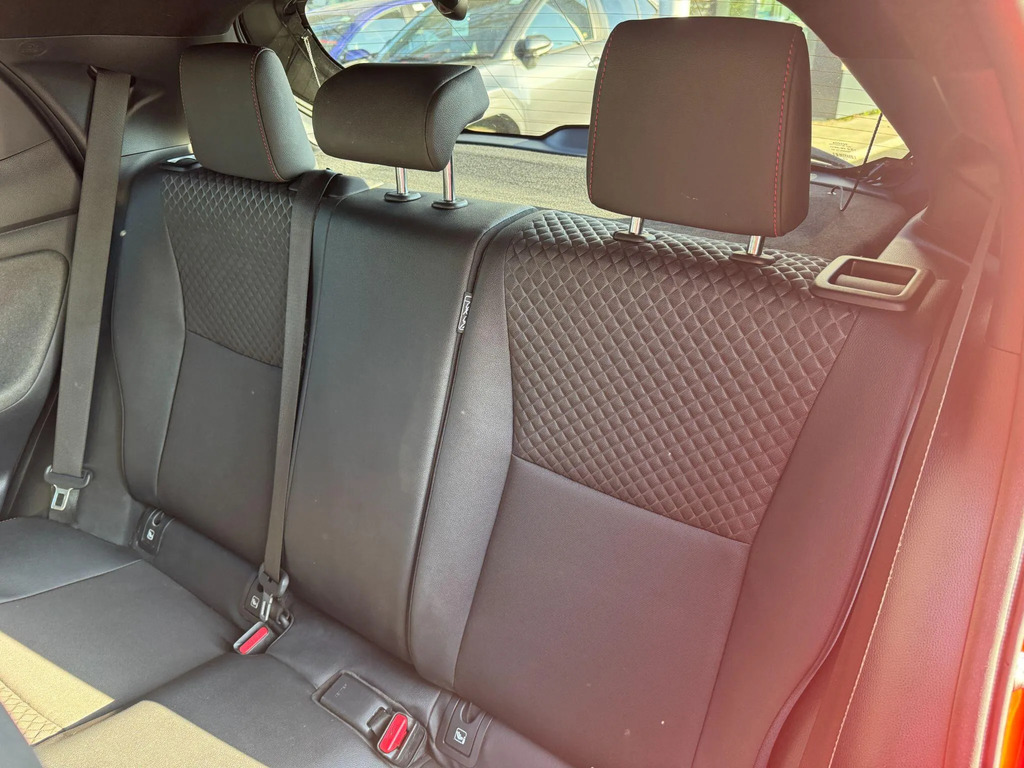 Toyota Yaris 1.5 Hybrid Design Cvt #13