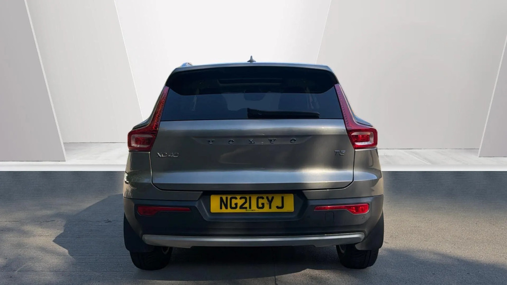 Volvo XC40 1.5 T3 163 Momentum Grey #5